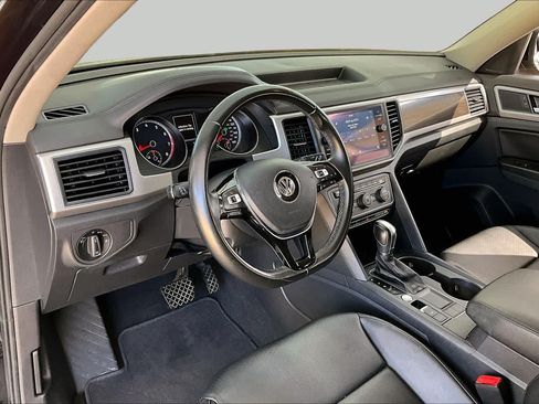 Used 2019 Volkswagen Atlas SE FWD image 18