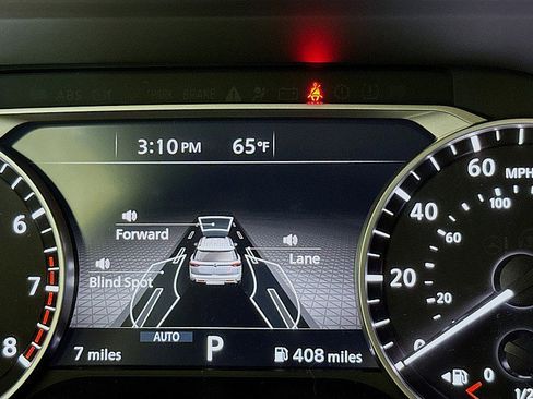 New 2025 Nissan Pathfinder SV w/ Black Appearance Package image 13