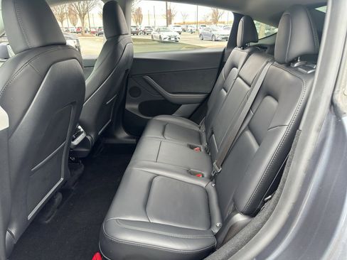 Used 2023 Tesla Model Y Long Range image 13