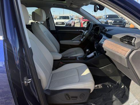 Used 2024 Audi Q3 2.0T Premium w/ Convenience Package image 28