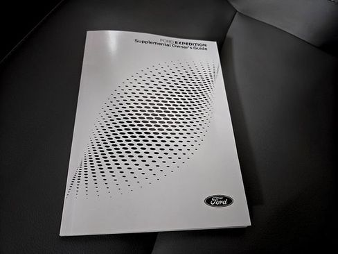 Certified 2025 Ford Expedition Active image 29