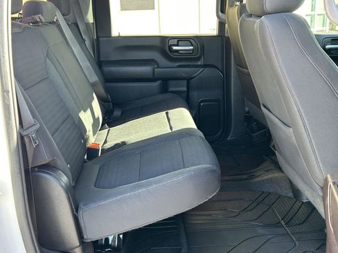 Used 2023 Chevrolet Silverado 2500 LT image 17