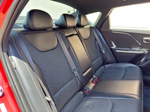 Used 2025 Kia K4 GT-Line FWD image 36