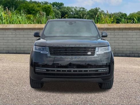New 2026 Land Rover Range Rover SE image 2