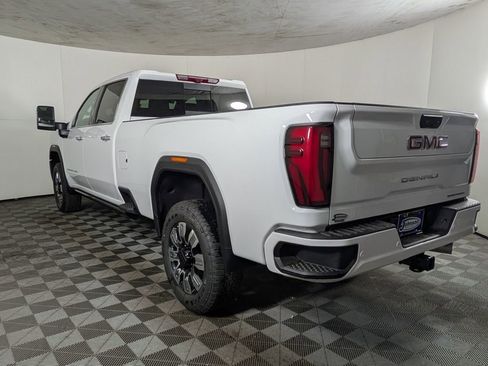 New 2025 GMC Sierra 3500 Denali w/ Denali Reserve Package image 4