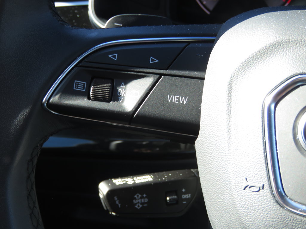 Used 2023 Audi Q7 3.0T Premium AWD/4WD image 23