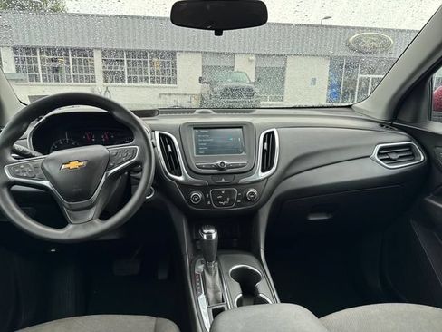 Used 2018 Chevrolet Equinox LT AWD/4WD image 14