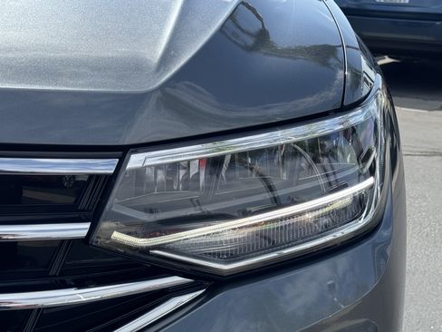 Certified 2023 Volkswagen Tiguan SE FWD image 8