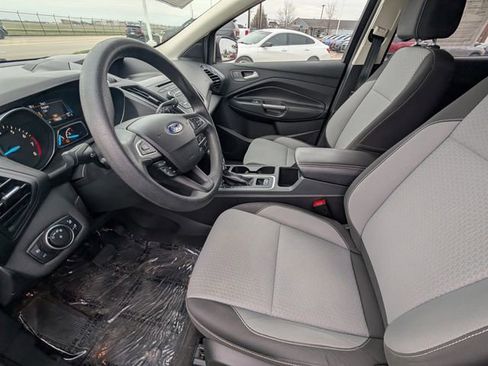 Used 2017 Ford Escape SE image 13