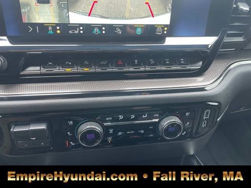 Used 2023 Chevrolet Silverado 1500 ZR2 image 27