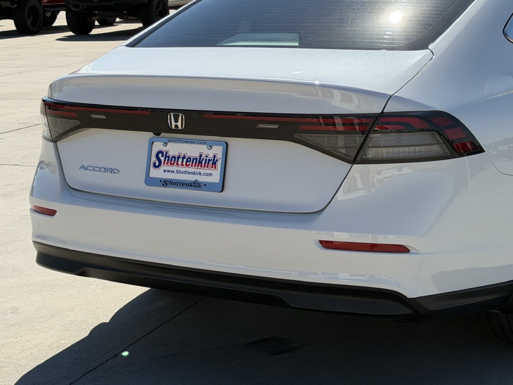 Used 2024 Honda Accord LX image 6