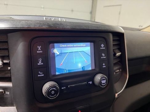 Used 2019 RAM 2500 Big Horn AWD/4WD image 15