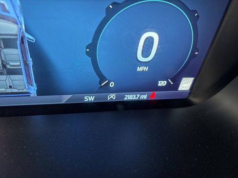 Used 2025 Ford F150 Lariat w/ Equipment Group 502A High image 11