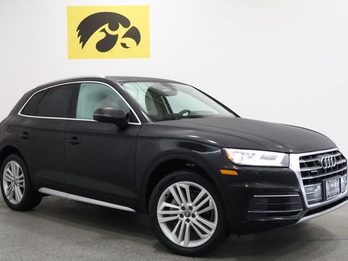 Used 2018 Audi Q5 2.0T Premium Plus w/ Premium Plus Package image 2