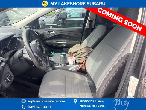 Used 2016 Ford Escape SE w/ Equipment Group 201A AWD/4WD image 4