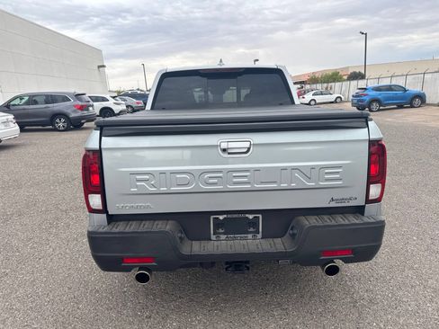 Certified 2025 Honda Ridgeline RTL image 4