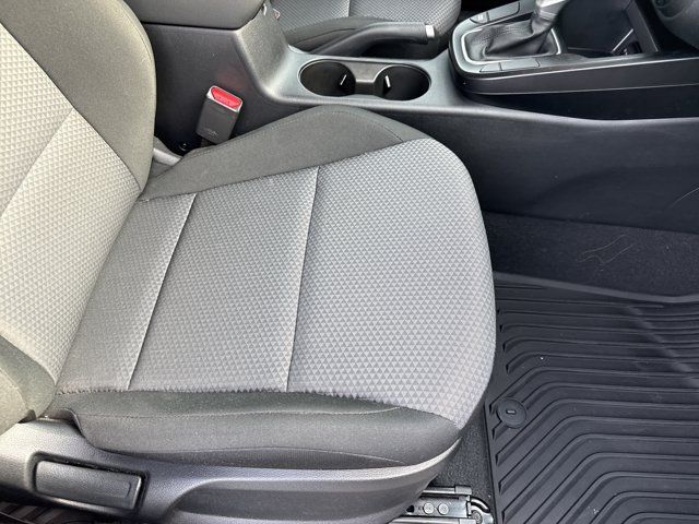 Used 2025 Kia Soul LX w/ LX Technology Package FWD image 23