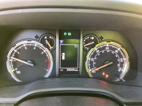 Used 2022 Toyota 4Runner TRD Sport image 11