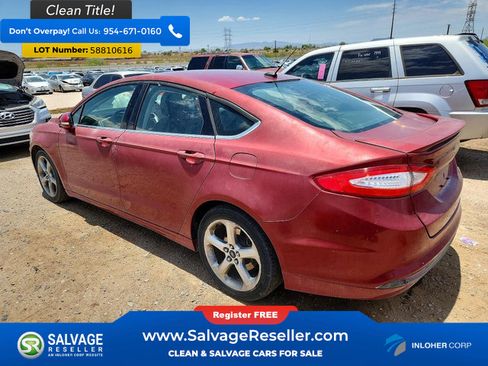 Used 2016 Ford Fusion SE FWD image 3