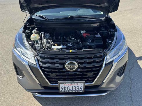 Used 2021 Nissan Kicks S image 38