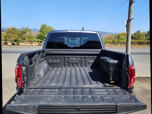 Used 2019 Ford F150 Raptor image 4