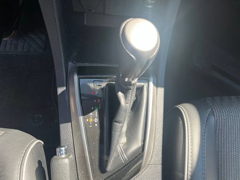 Used 2014 Toyota Corolla S FWD image 18