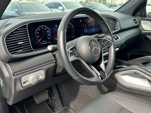 Used 2025 Mercedes-Benz GLE 350 4MATIC image 19
