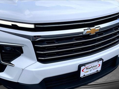 Used 2026 Chevrolet Traverse LT AWD/4WD image 29