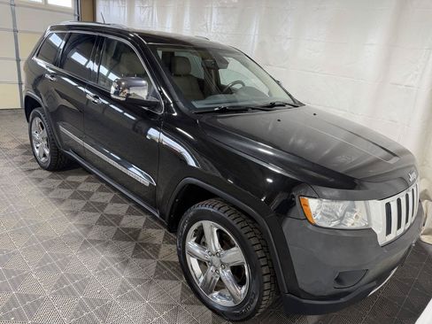 Used 2011 Jeep Grand Cherokee Limited w/ Trailer Tow Group IV AWD/4WD image 10