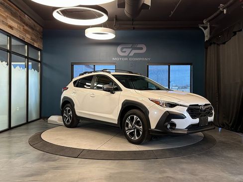 Used 2024 Subaru Crosstrek 2.0i Premium image 1