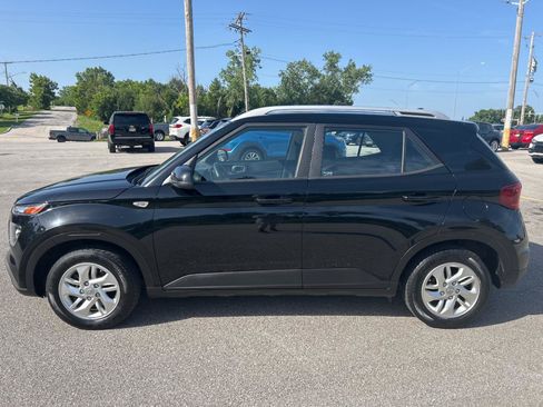 Used 2020 Hyundai Venue SEL w/ Convenience Package FWD image 10