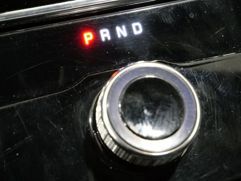 Used 2023 Jeep Grand Cherokee L Laredo image 23