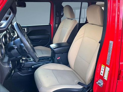 Used 2018 Jeep Wrangler Unlimited Sport image 25