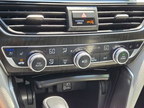 Used 2018 Honda Accord Touring image 20