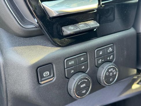 New 2026 Chevrolet Silverado 2500 High Country w/ High Country Premium Package AWD/4WD image 11