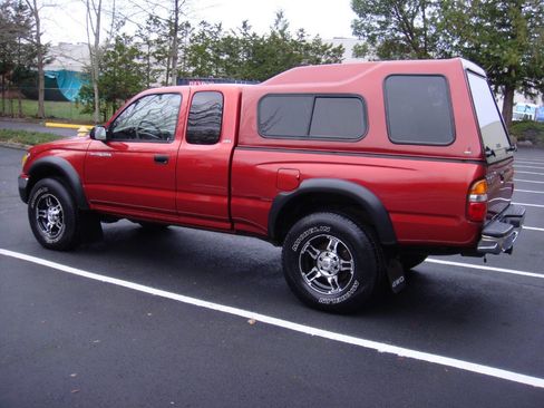 Used 2003 Toyota Tacoma 4x4 Xtracab image 9