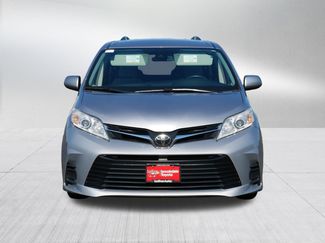 Certified 2018 Toyota Sienna LE FWD video 2