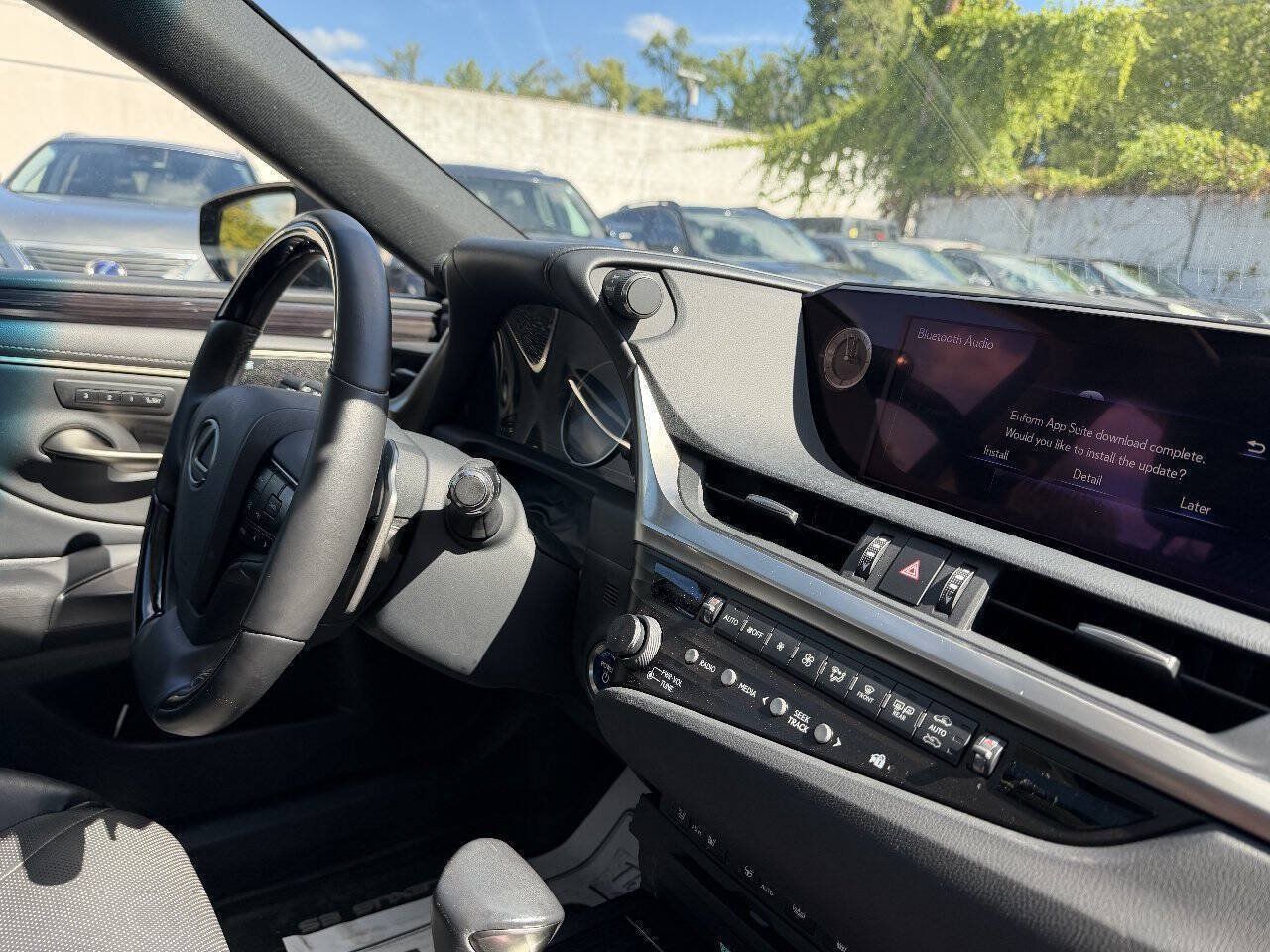 Used 2019 Lexus ES 300h w/ Accessory Package 2 FWD image 11