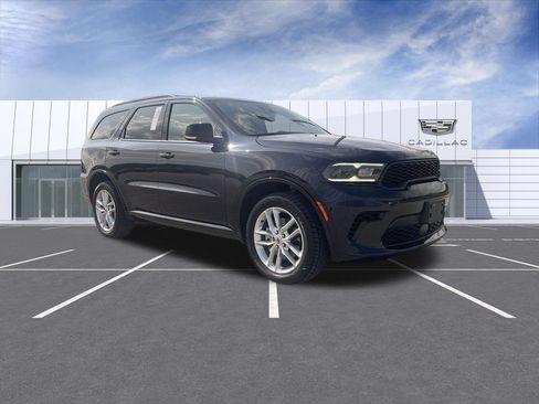 Used 2024 Dodge Durango GT AWD/4WD image 2