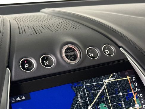 Used 2024 Aston Martin DBX AWD/4WD image 20