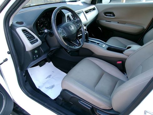 Used 2019 Honda HR-V EX-L image 14