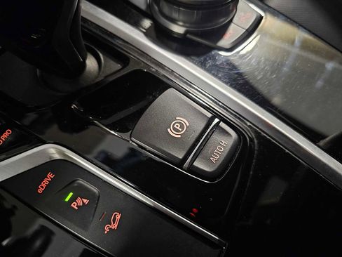 Used 2021 BMW X3 xDrive30e w/ Premium Package image 25