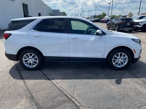 Used 2024 Chevrolet Equinox LT FWD image 8