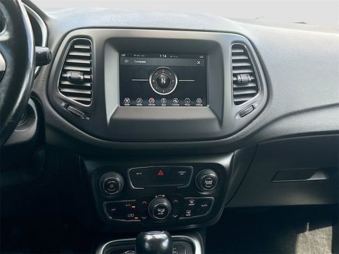 Used 2021 Jeep Compass Latitude w/ Convenience Group image 15