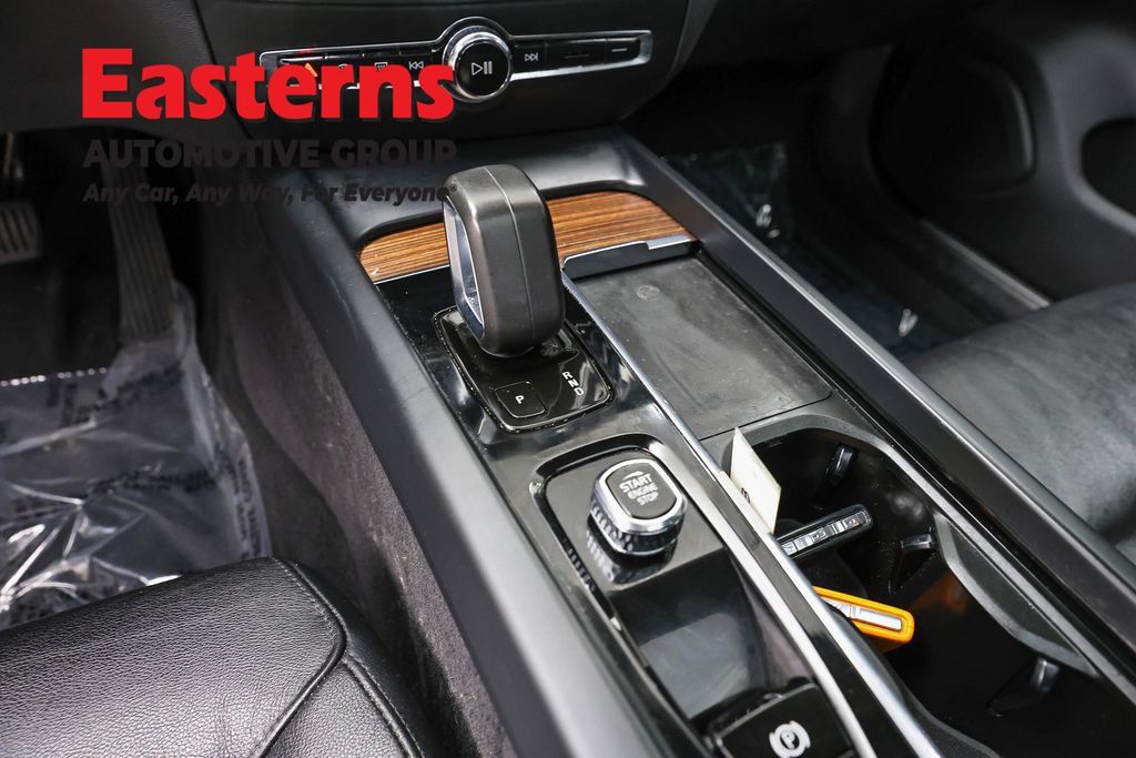 Used 2022 Volvo S60 B5 Inscription FWD image 15