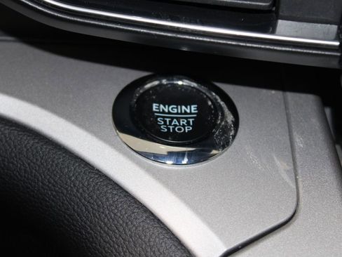 Used 2023 Ford Explorer XLT w/ Equipment Group 202A image 26