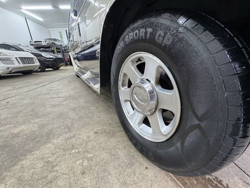 Used 2004 Ford E-150 and Econoline 150 RWD image 11