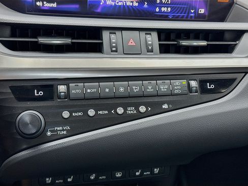 Used 2019 Lexus ES 350 w/ Accessory Package FWD image 12