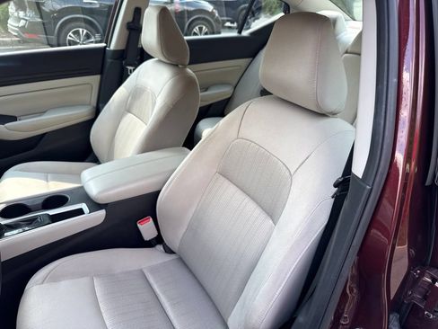 Certified 2025 Nissan Altima 2.5 SV FWD image 18