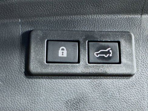 Used 2023 Subaru Outback Onyx Edition XT image 32